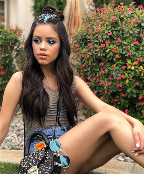 jenna ortega binki|Jenna Ortega’s Coachella 2023 Outfit: Actress Rocks。